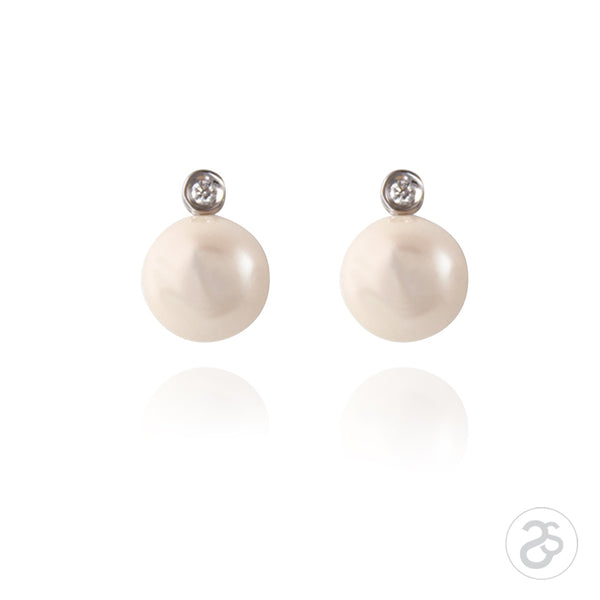 Medium Freshwater Pearl & Diamond Earrings