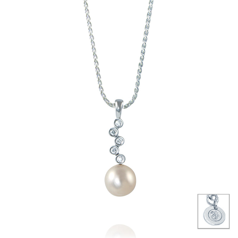 Bezel Diamond & Freshwater Pearl Pendant